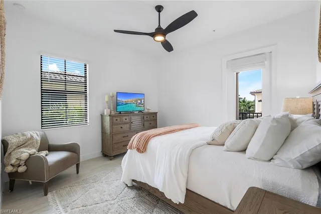 $1,795,000 | 2472 Breakwater Way, Unit 11202, Naples, FL 34112