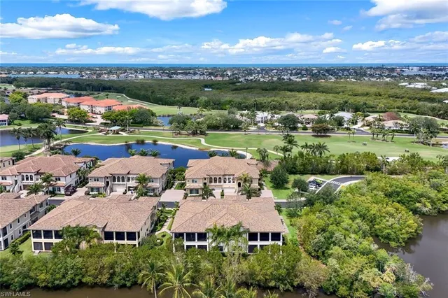 $1,795,000 | 2472 Breakwater Way, Unit 11202, Naples, FL 34112