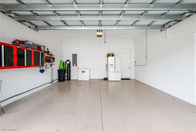 $1,795,000 | 2472 Breakwater Way, Unit 11202, Naples, FL 34112