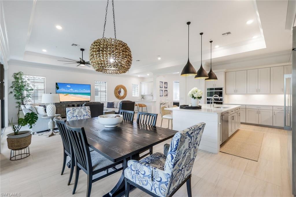 2472 Breakwater Way, Unit 11202 Naples, FL 34112 - Photo 7 of 50