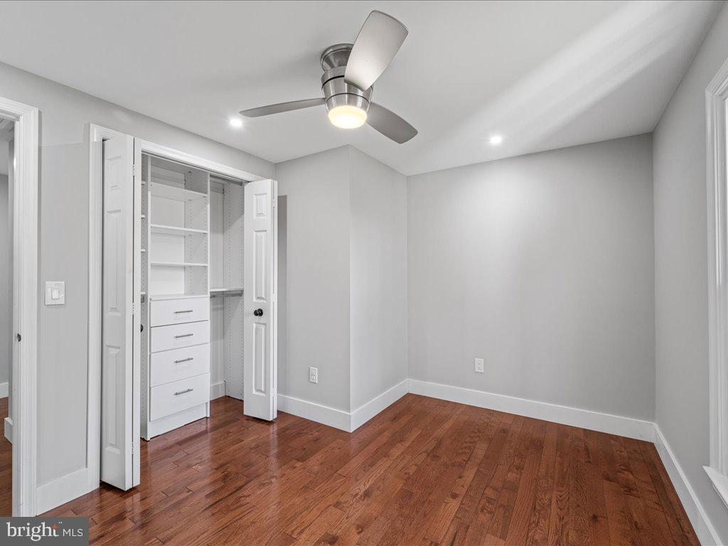 124 Hamilton Road Sterling, VA 20165 - Photo 35 of 56 Bedroom # 4 with custom closet
