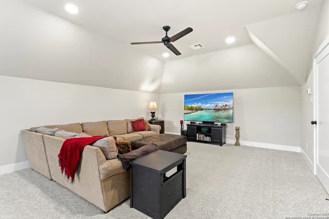 $995,000 | 1687 Noble Trail, Canyon Lake, TX 78133