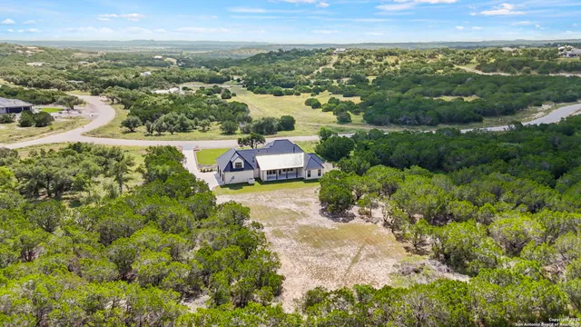 $995,000 | 1687 Noble Trail, Canyon Lake, TX 78133