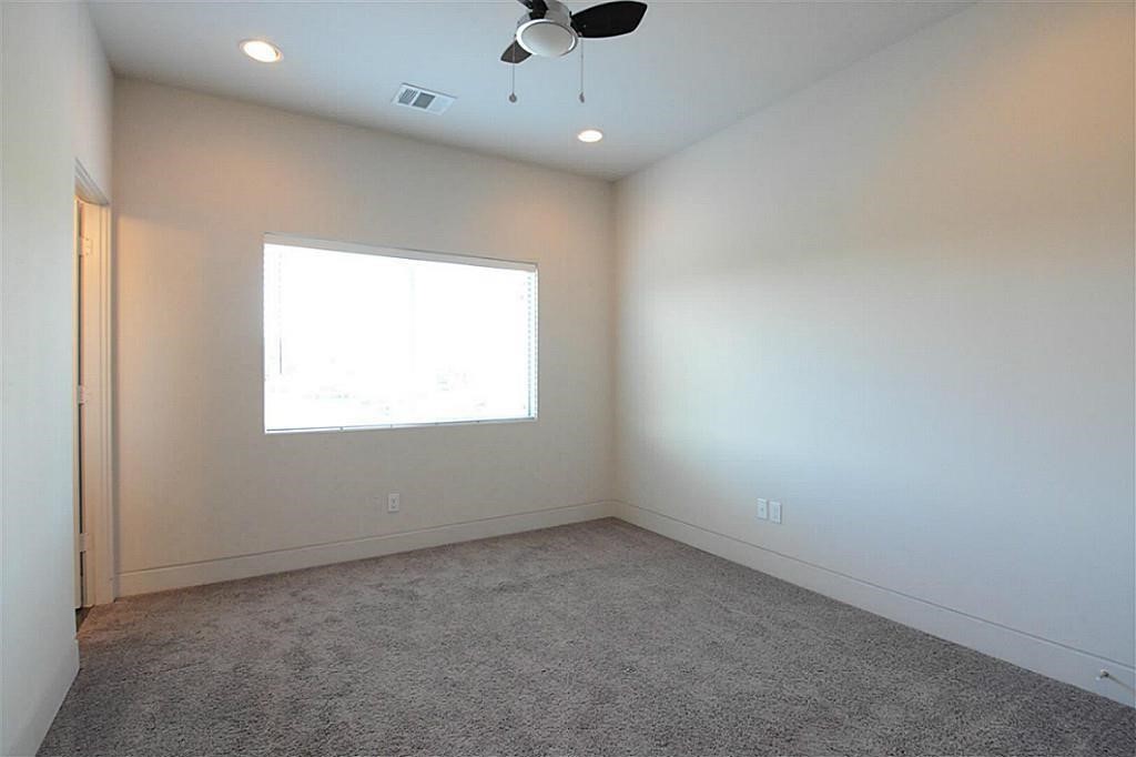 4708 Crawford Street Houston, TX 77004 - Photo 18 of 21 3 rd bedroom