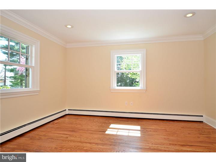 516 Watch Hill Road Villanova, PA 19085 - Photo 15 of 25