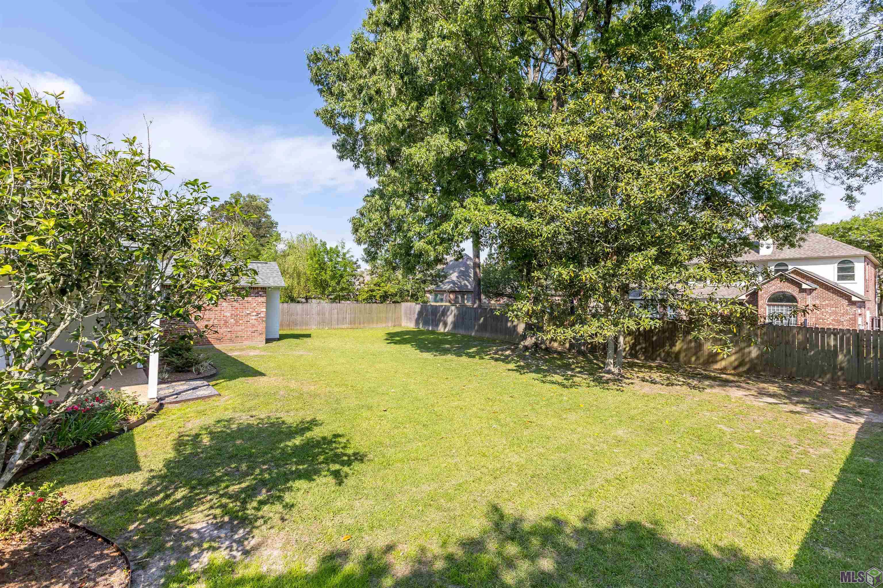 17857 Gray Moss Avenue Baton Rouge, LA 70817 - Photo 33 of 41 Gallery Image 33