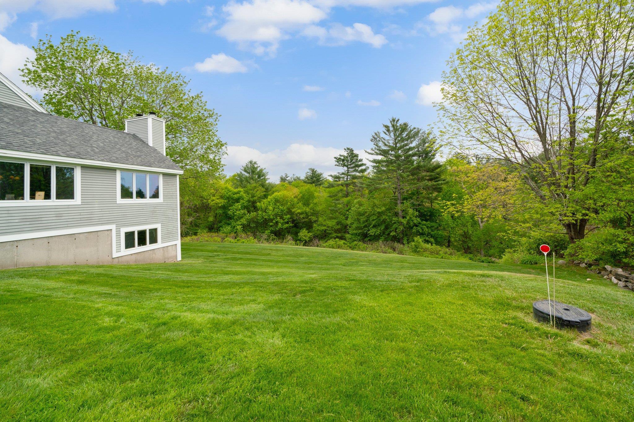 8 Bristol Hill Road Windham, NH 03087 - Photo 4 of 32