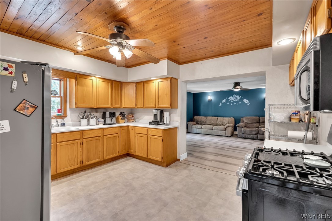 3618 Crittenden Road Alden, NY 14004 - Photo 10 of 47
