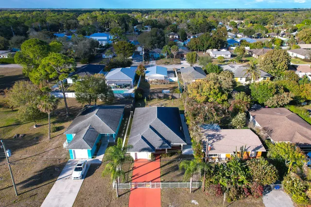 $570,000 | 6923 1st Street, Jupiter, FL 33458