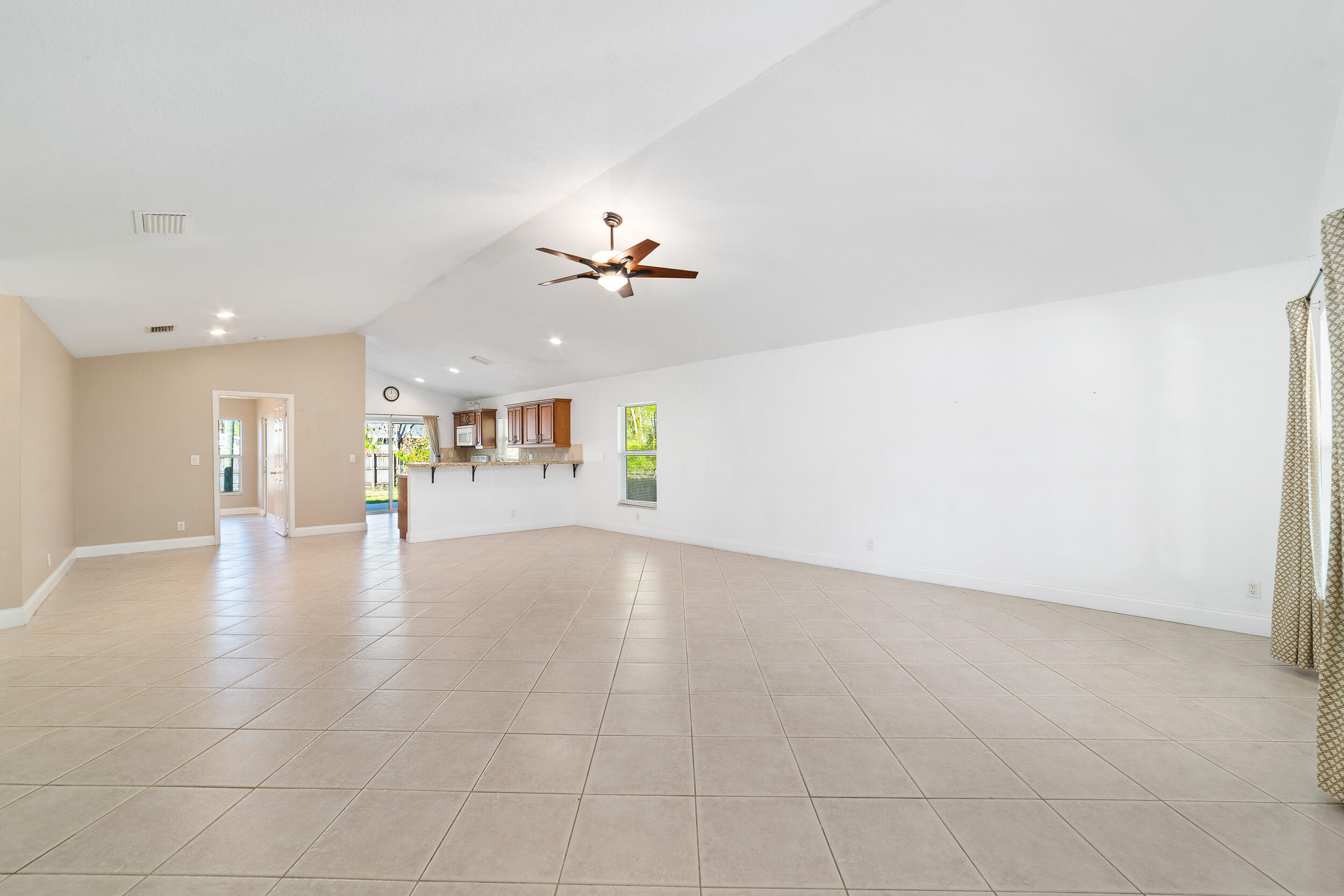 6923 1st Street Jupiter, FL 33458 - Photo 4 of 42 _DSC2011