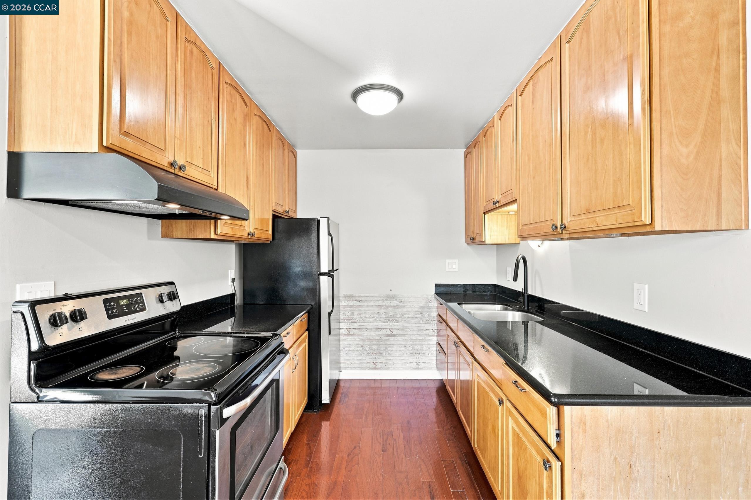 1060 Oak Grove Road, Unit 46 Concord, CA 94518 - Photo 24 of 59 Gallery Image 24