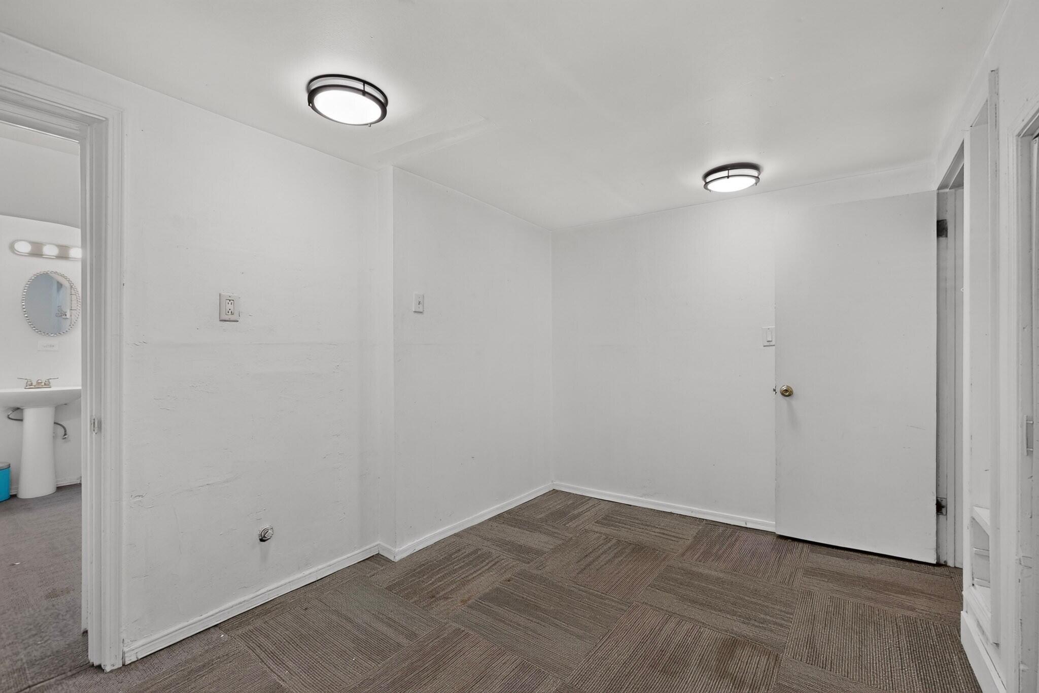 2215 Hooper Road Southwest Albuquerque, NM 87105 - Photo 28 of 67 Gallery Image 28