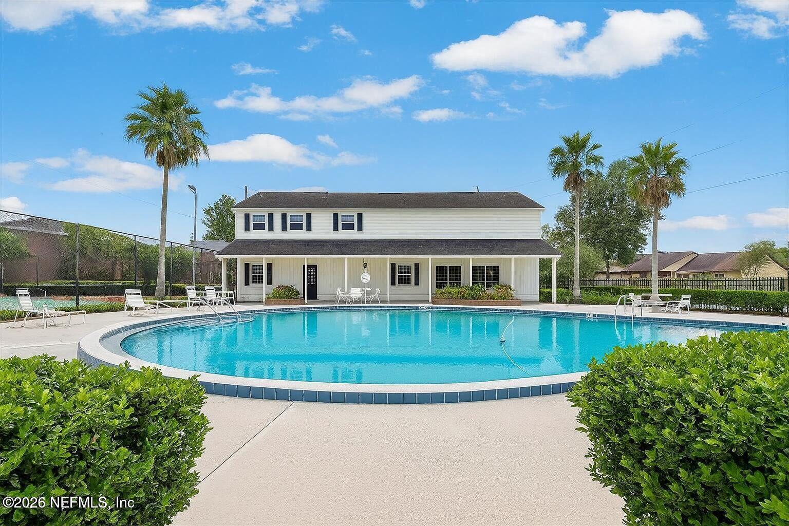 4915 Baymeadows Road, Unit 13D Jacksonville, FL 32217 - Photo 21 of 21 pool