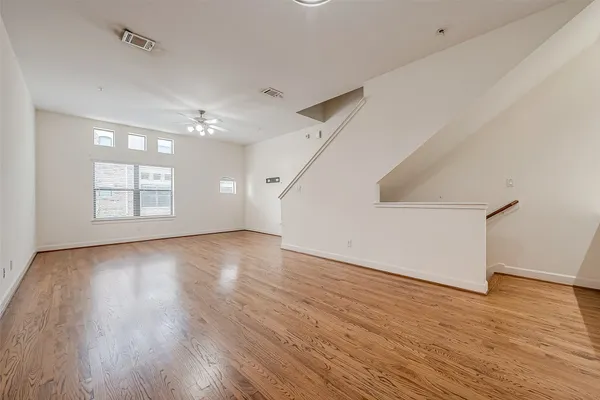 $215,000 | 2710 Hullsmith Drive, Unit 1503, Houston, TX 77063