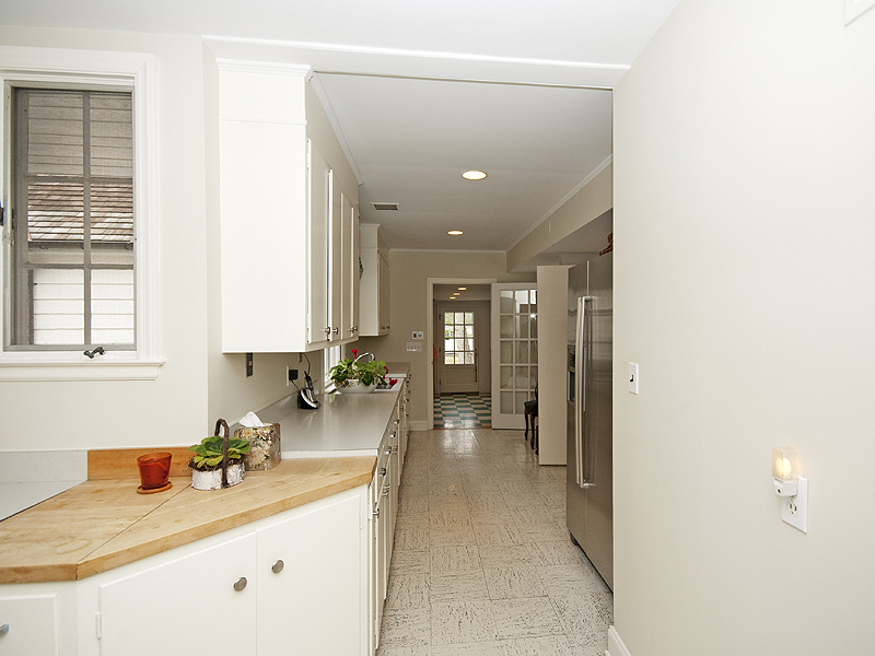 159 Oenoke Ridge New Canaan, CT 06840 - Photo 17 of 28