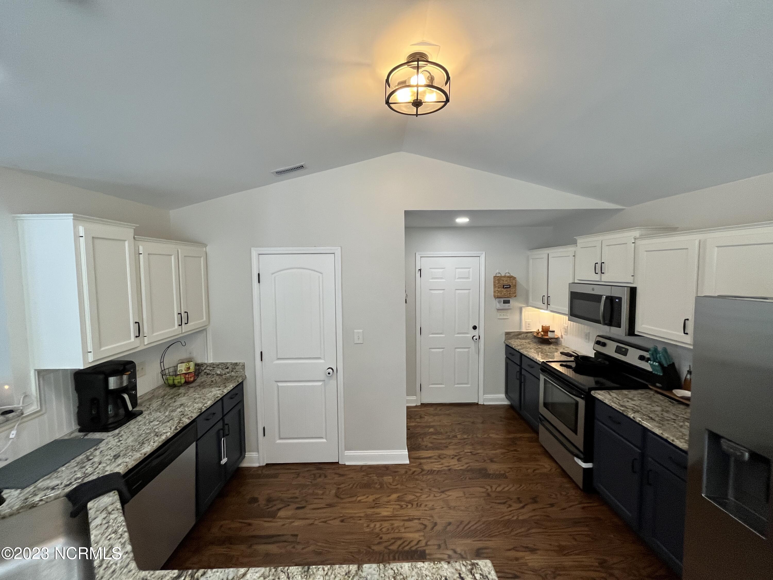 100 Jaylin Boulevard Spring Lake, NC 28390 - Photo 8 of 34 Kitchen - 100 Jaylin Blvd