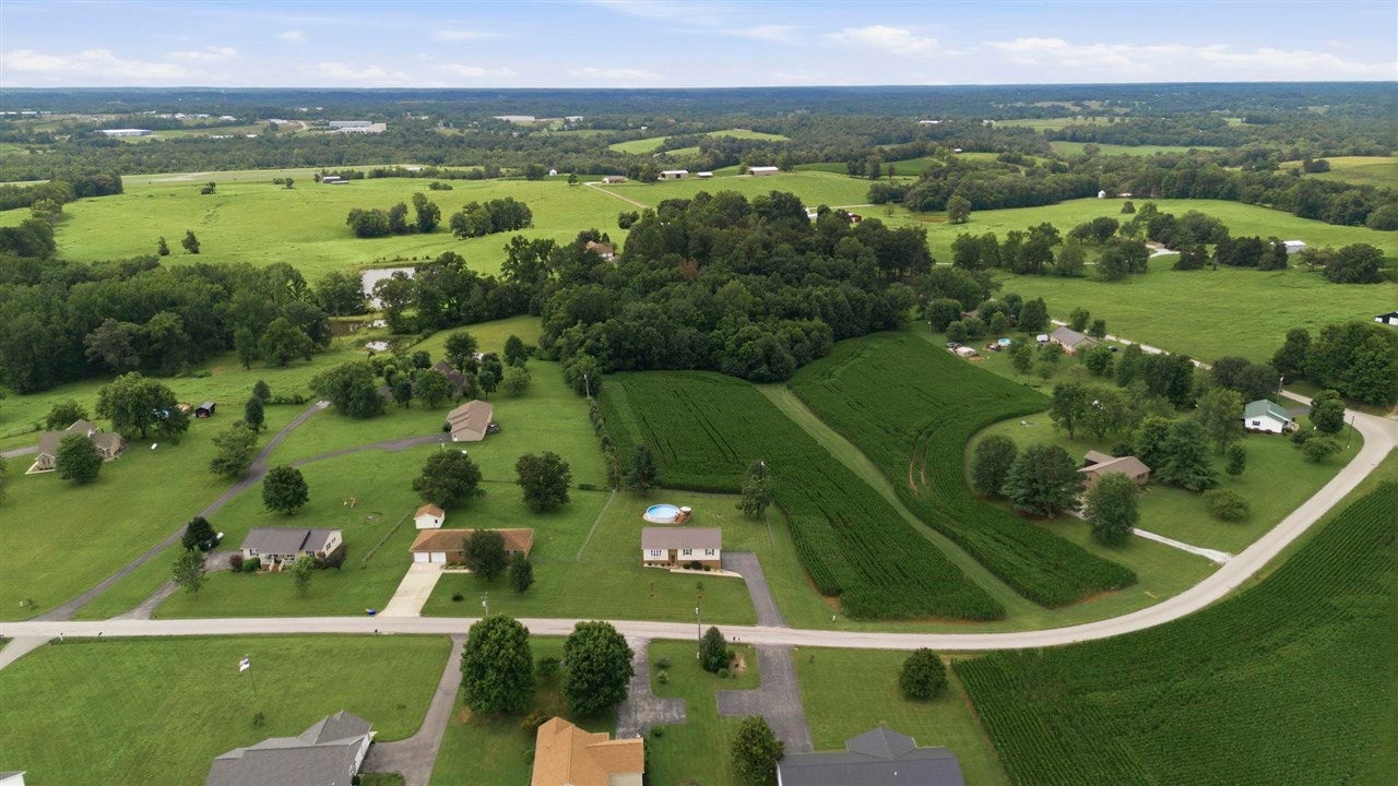 937 Dripping Springs Road Glasgow, KY 42141 - Photo 36 of 36 Gallery Image 36