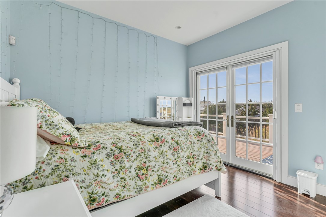 32 Breach Drive Westerly, RI 02891 - Photo 24 of 43 Guest bedrooms have access to separate baths