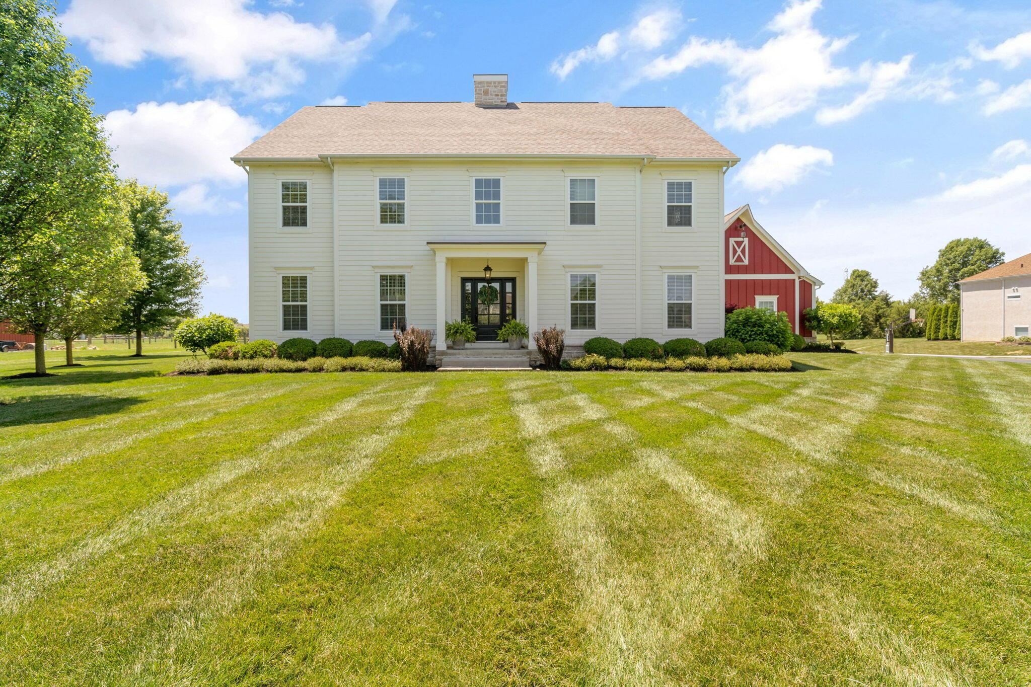 7902 Steitz Road Powell, OH 43065 - Photo 2 of 69 2-web-or-mls-DSC02930