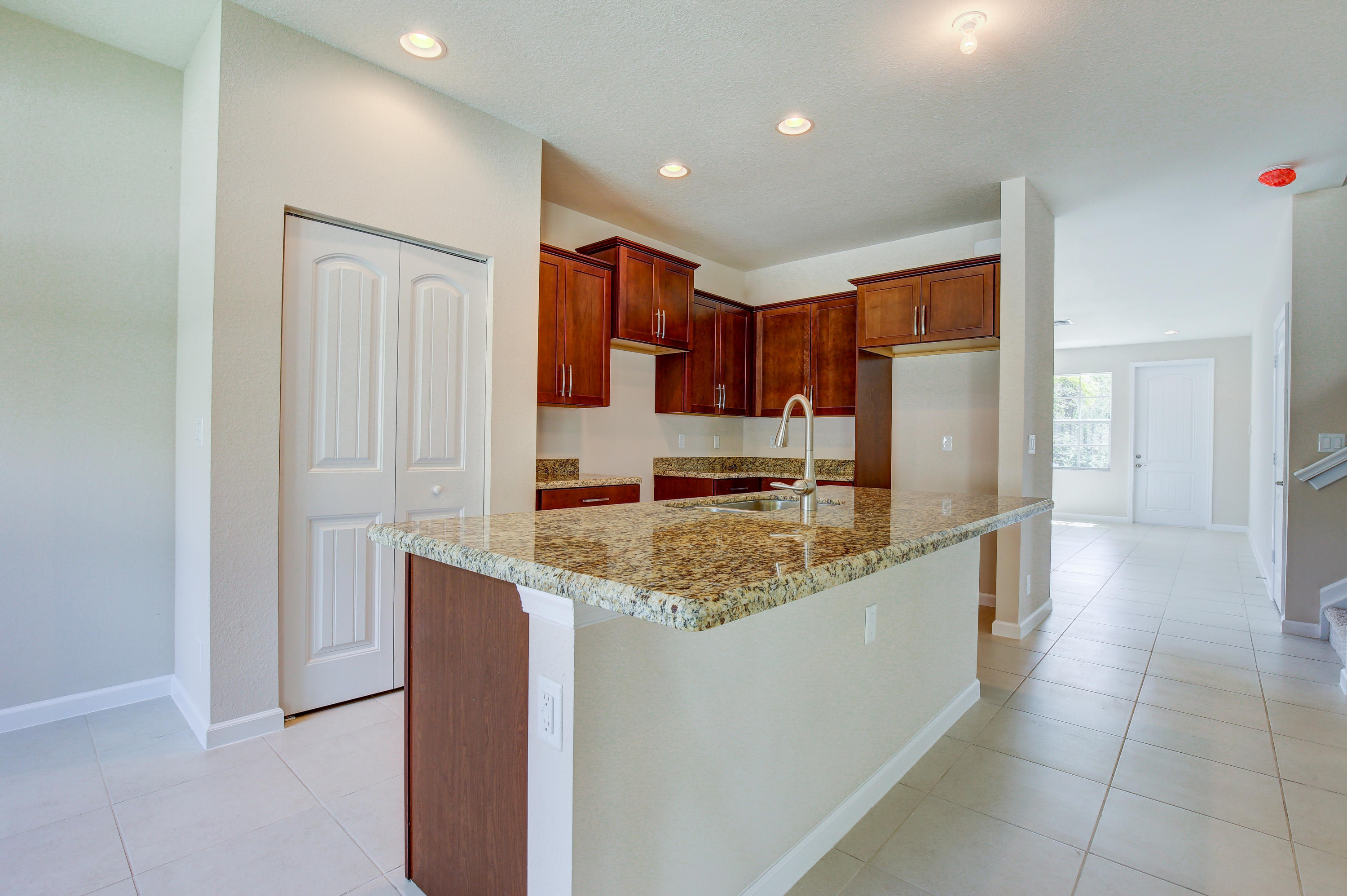7099 Limestone Cay Road Jupiter, FL 33458 - Photo 8 of 22 7099 Limestone Cay Road 2843-C-L-8