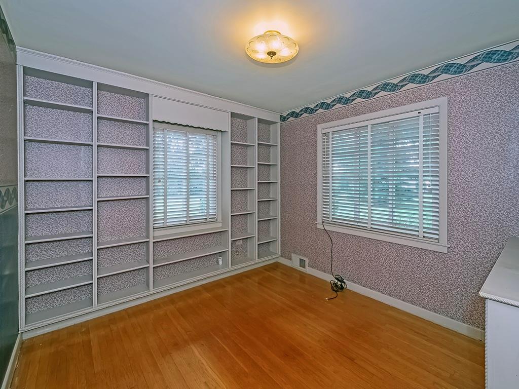 2848 Brodhead Road Aliquippa, PA 15001 - Photo 20 of 33 a view of an empty room with a window