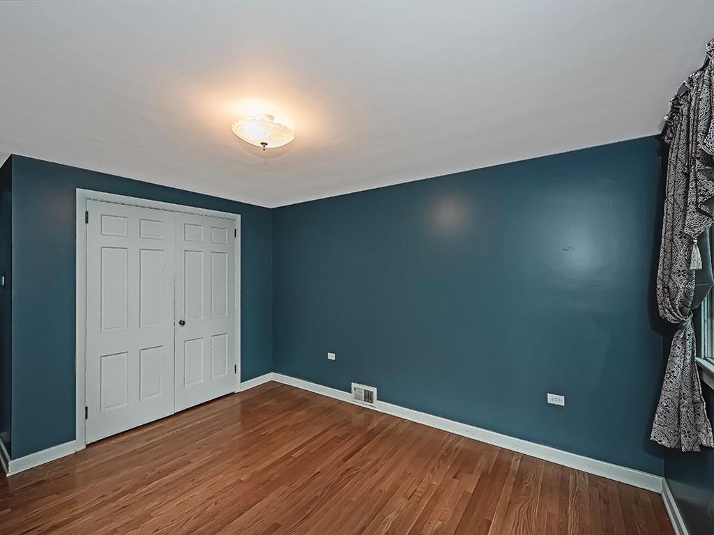 2848 Brodhead Road Aliquippa, PA 15001 - Photo 22 of 33 a view of empty room with wooden floor and fan