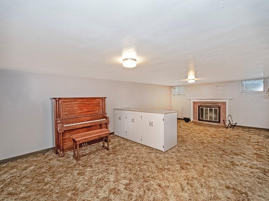 2848 Brodhead Road Aliquippa, PA 15001 - Photo 33 of 33 a living room with furniture and a window
