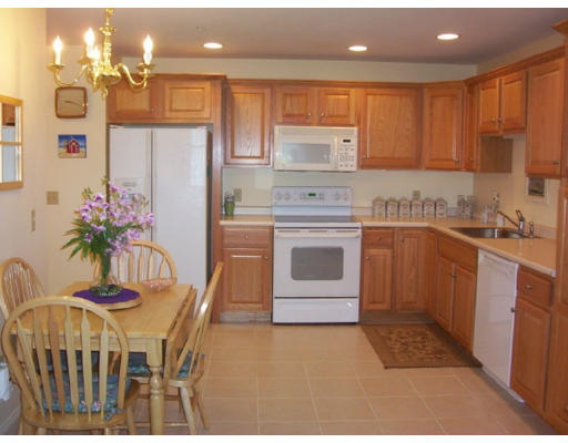 135 Beach Road, Unit 206 Salisbury, MA 01952 - Photo 2 of 9