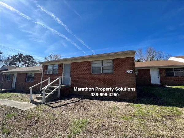 $795 | 704 Glover Street, Unit C, Greensboro, NC 27406