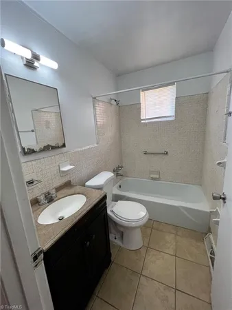 $795 | 704 Glover Street, Unit C, Greensboro, NC 27406