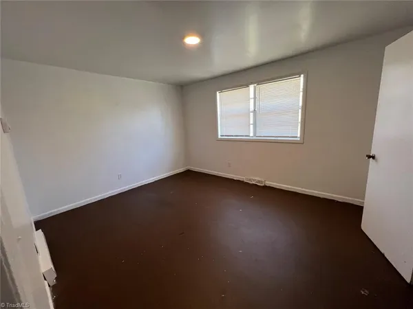 $795 | 704 Glover Street, Unit C, Greensboro, NC 27406
