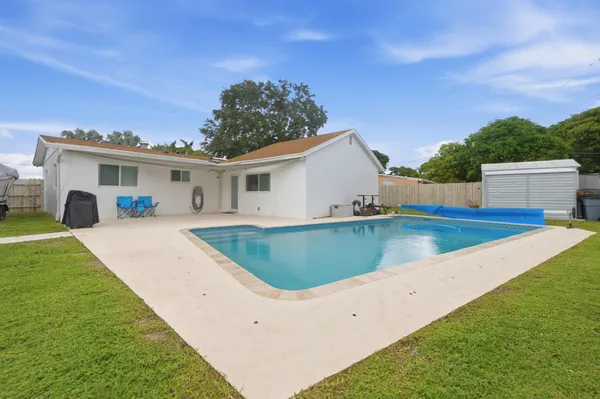 $4,500 | 4999 Southwest 6th Street, Margate, FL 33068