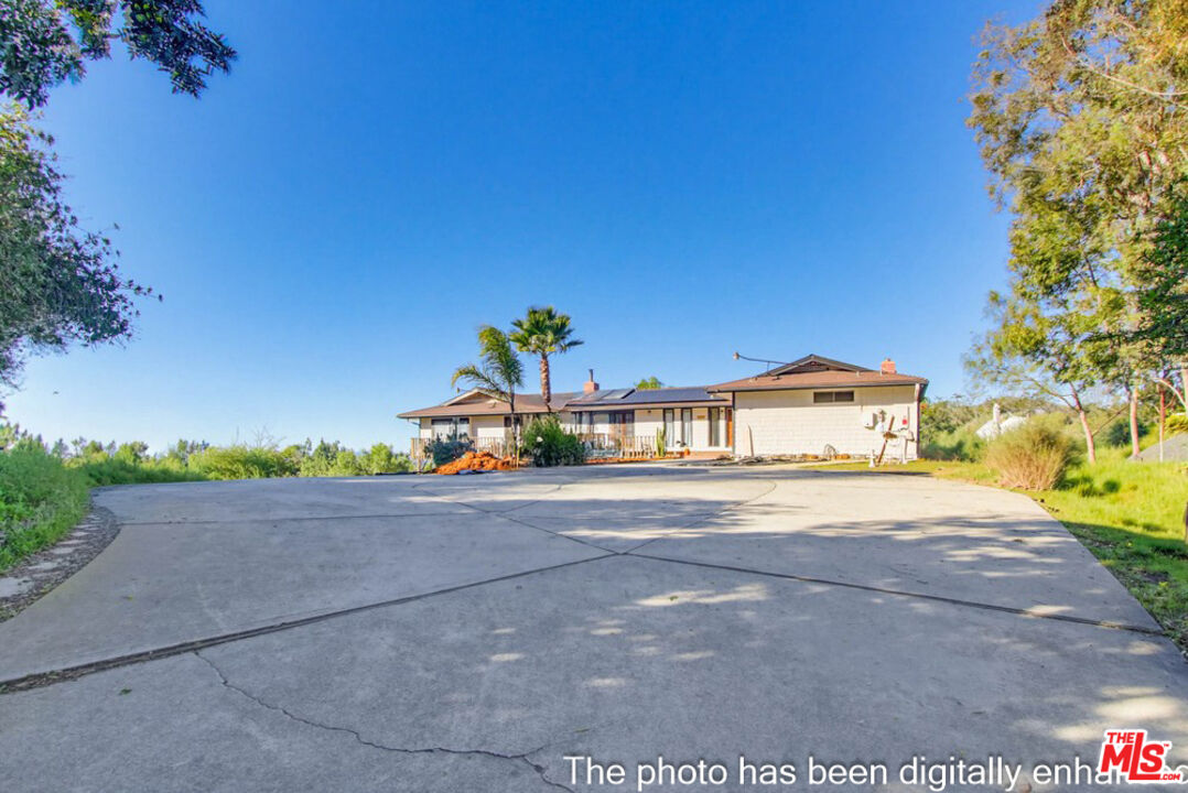 3709 Buena Creek Road Vista, CA 92084 - Photo 3 of 63