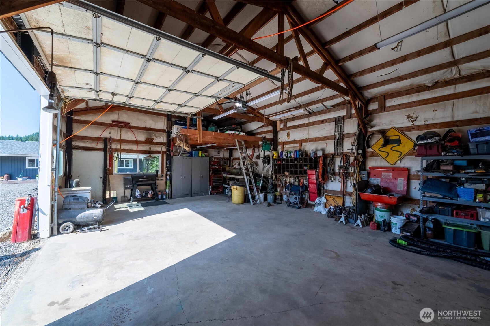 4955 South Pass Road Sumas, WA 98295 - Photo 36 of 40 a view of storage and utility room