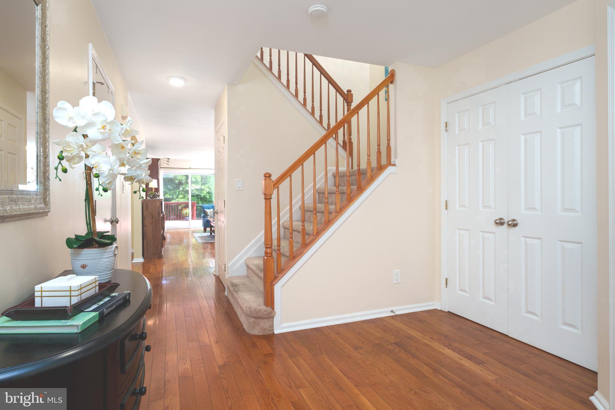 112 Castleton Road Princeton, NJ 08540 - Photo 2 of 35