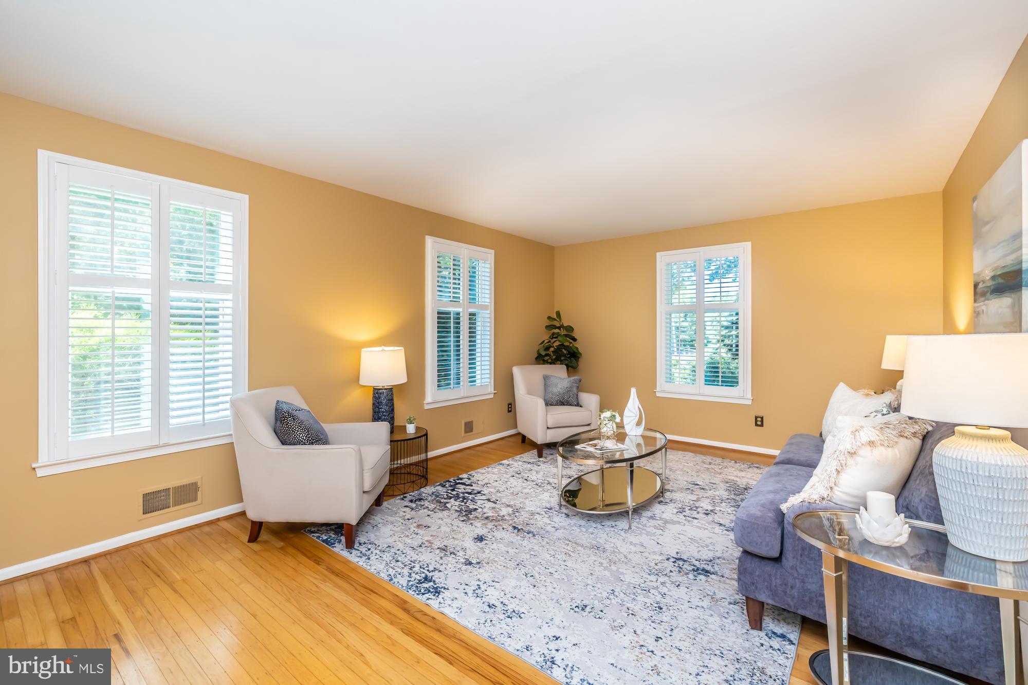 837 Brintons Bridge Road West Chester, PA 19382 - Photo 5 of 50 Living Room