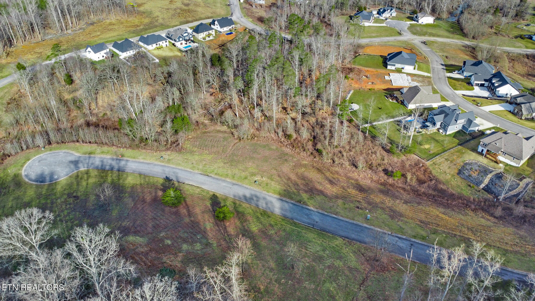 112 Willow Oak Drive Oak Ridge, TN 37830 - Photo 4 of 6 dji_0186-dji_0188