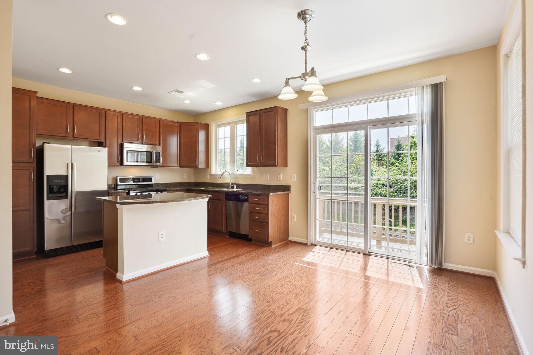 42777 Hay Road Ashburn, VA 20147 - Photo 9 of 21