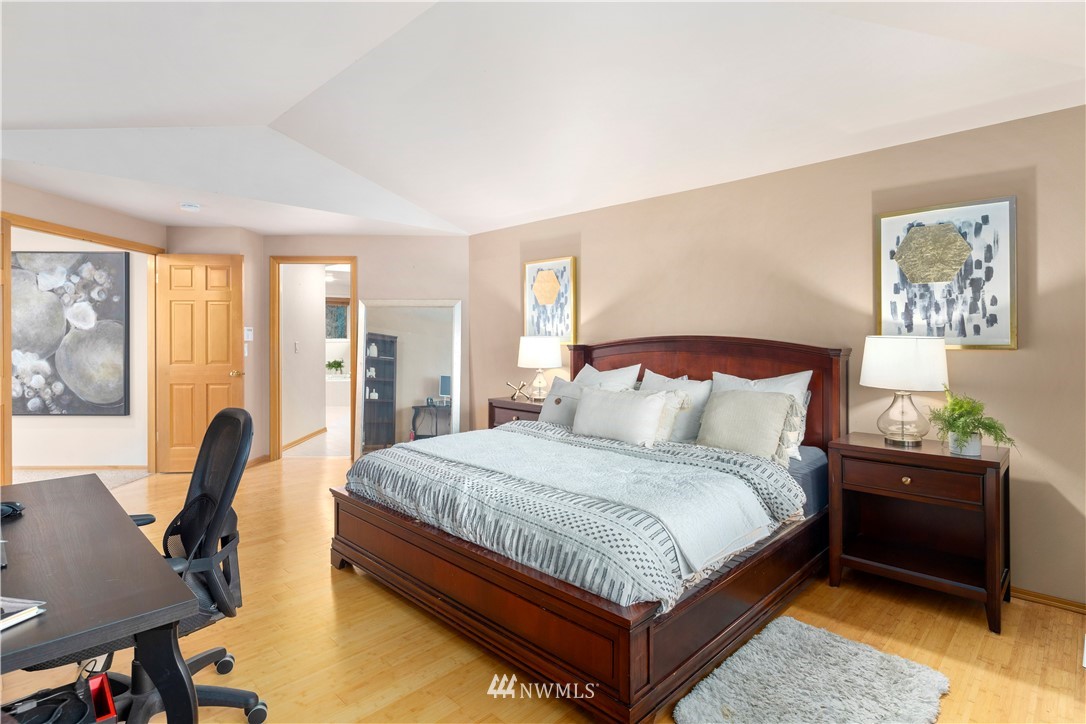 18716 139th Way Southeast Renton, WA 98058 - Photo 18 of 32 Gallery Image 18