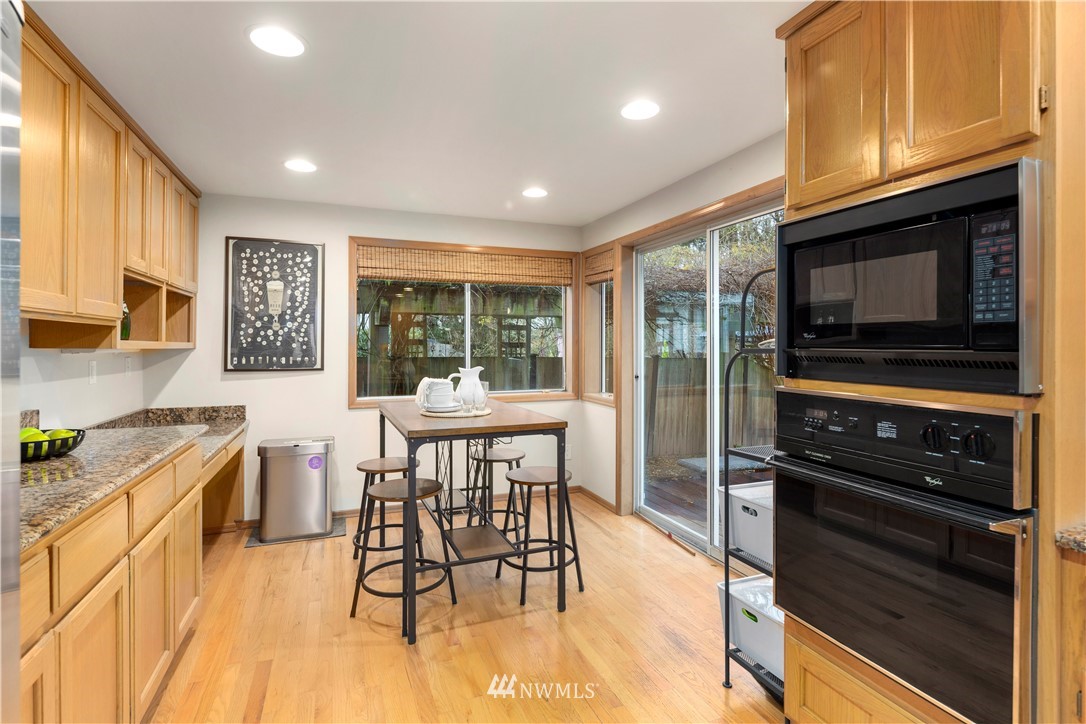 18716 139th Way Southeast Renton, WA 98058 - Photo 10 of 32 Gallery Image 10