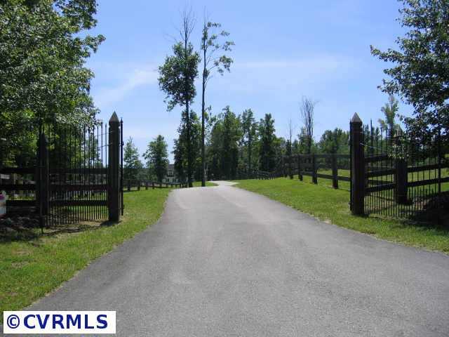 4115 Cedar Plains Road Sandy Hook, VA 23153 - Photo 9 of 10 Gallery Image 9