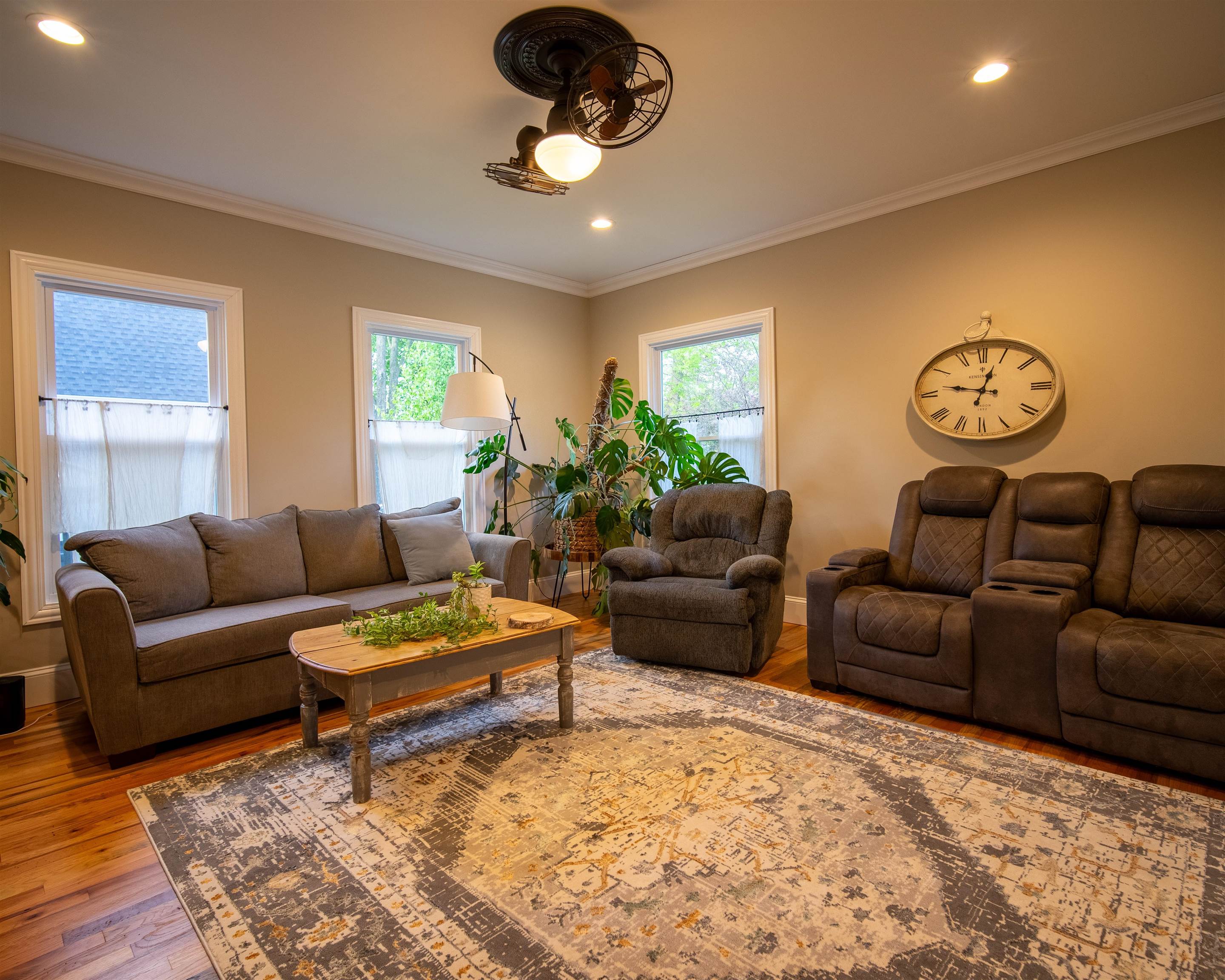 348 Merchants Avenue Fort Atkinson, WI 53538 - Photo 10 of 35