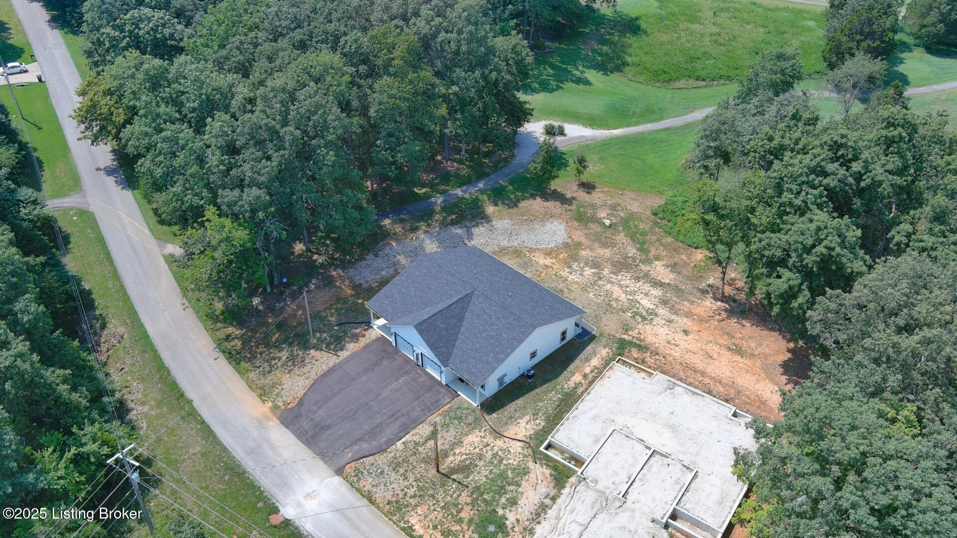 293 Piping Rock Road Brandenburg, KY 40108 - Photo 38 of 45 293 Piping Rock Rd-47