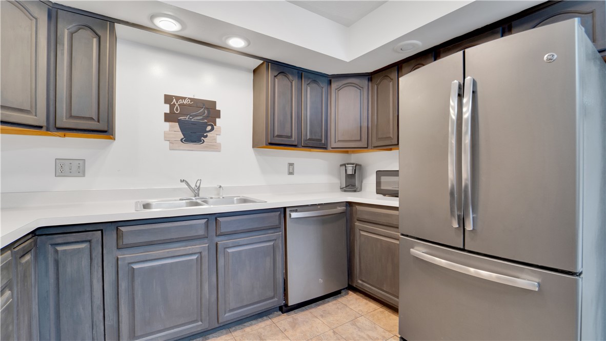 5743 Running Brook Road Farmington, NY 14425 - Photo 10 of 27