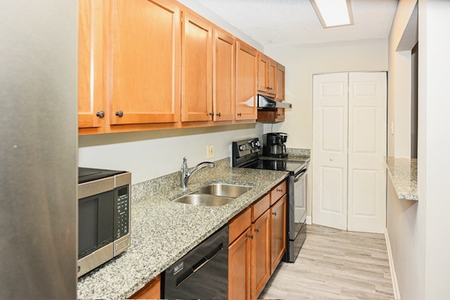 2028 North Rand Road, Unit 202 Palatine, IL 60074 - Photo 2 of 19