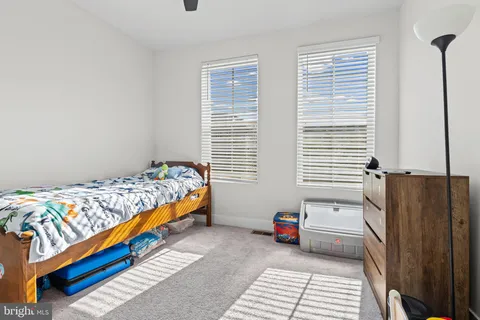 $420,000 | 7736 Port Capital Drive, Elkridge, MD 21075