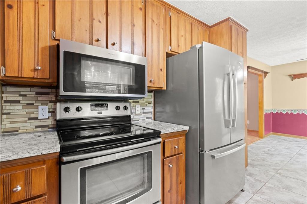 225 Pine Trail Canton, GA 30115 - Photo 9 of 36