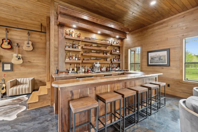 $12,499,000 | 3105 Coy Hill Road, Olivehill, TN 38475