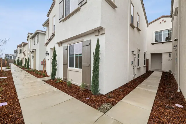 $509,000 | 14545 Southpointe Drive, Unit 49, Folsom, CA 95630
