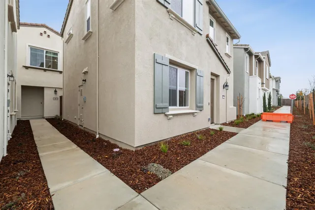 $509,000 | 14545 Southpointe Drive, Unit 49, Folsom, CA 95630
